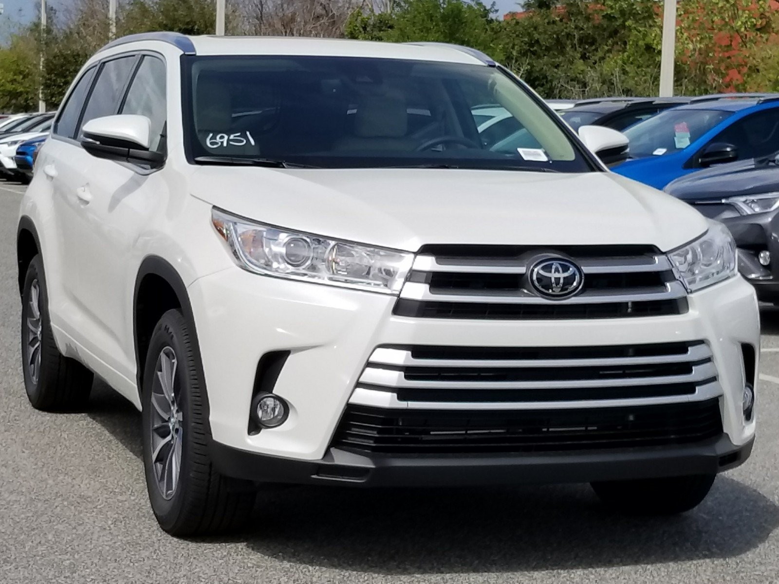 2018 TOYOTA HIGHLANDER SE   XLE